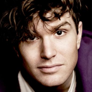 Joel Dommett
